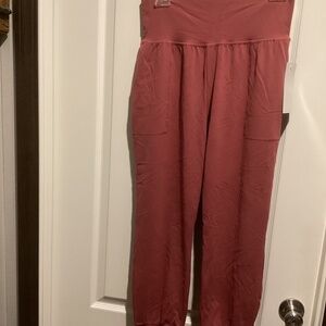 NWT Women’s Athleta Salutation Jogger Powervita Yoga Fitness Pant - Size Medium
